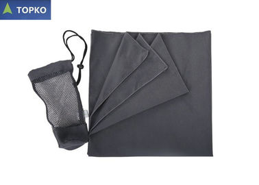 बैग ले जाने के अल्ट्रा कॉम्पैक्ट शोषक और तेजी से सूखने के साथ Microfiber यात्रा तौलिया